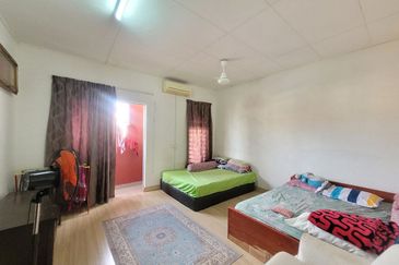 ~ FREEHOLD 2 STOREY TERRACE @ PARK RESIDENCES, BANDAR SPRINGHILL, PORT DICKSON