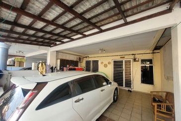 ~ FREEHOLD 2 STOREY TERRACE @ PARK RESIDENCES, BANDAR SPRINGHILL, PORT DICKSON