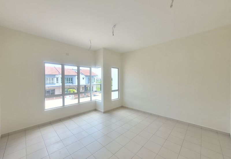 ~ FREEHOLD NON BUMI LOT~ 2 STOREY TERRACE@ RESIDENSI PRIMA PORT DICKSON FOR SALE