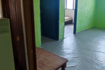 Kajang Mewah Low Cost Flat