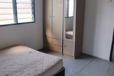 Kajang Mewah Low Cost Flat