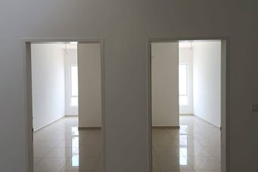 ~ 2 STOREY TERRACE HOUSE TAMAN ARA SENDAYAN BANDAR SRI SENDAYAN SEREMBAN FOR SALE