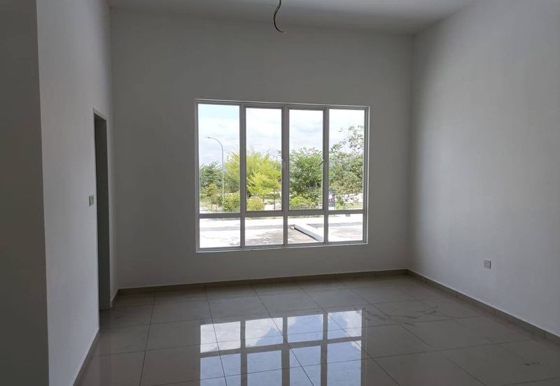 ~ 2 STOREY TERRACE HOUSE TAMAN ARA SENDAYAN BANDAR SRI SENDAYAN SEREMBAN FOR SALE