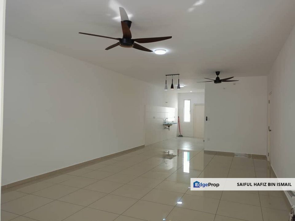 ~ DOUBLE STOREY TIARA SENDAYAN AT BANDAR  SRI SENDAYAN FOR SALE, Negeri Sembilan, Seremban