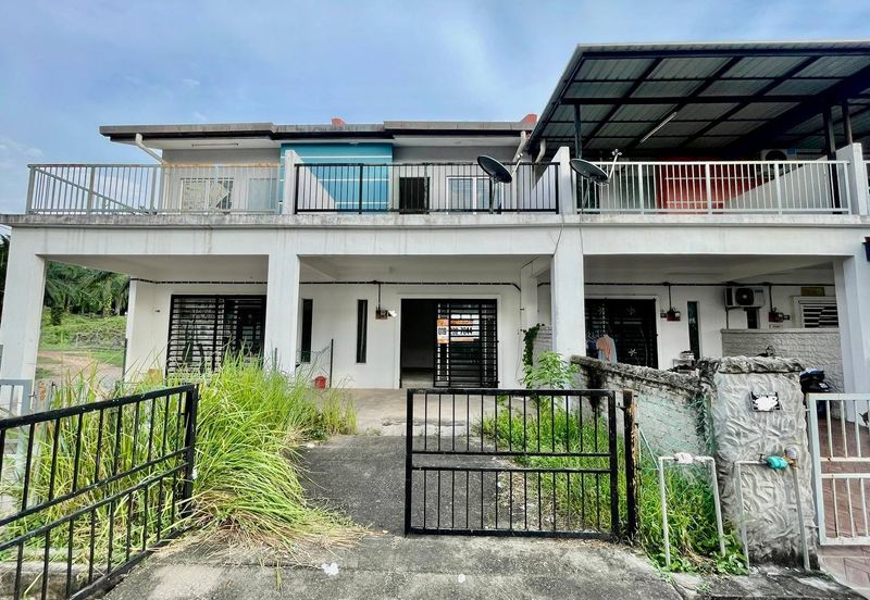 ~ 2 STOREY TERRACE HOUSE UNIT@ BANDAR SPRINGHILL, LUKUT PORT DICKSON FOR SALE