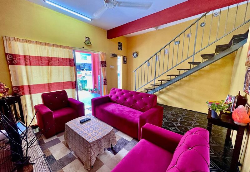 ~ 2 STOREY TERRACE HOUSE UNIT@ BANDAR SPRINGHILL, LUKUT PORT DICKSON FOR SALE