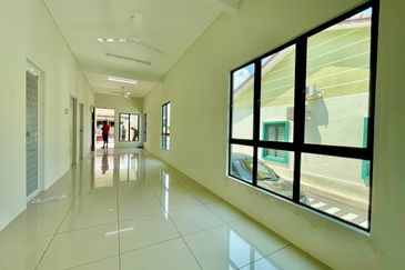 TAMAN BAYU INDERA, LUKUT