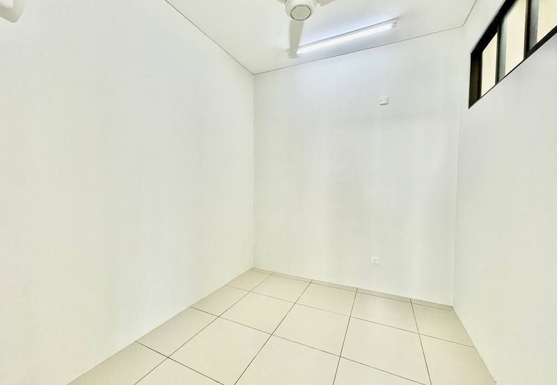 TAMAN BAYU INDERA, LUKUT