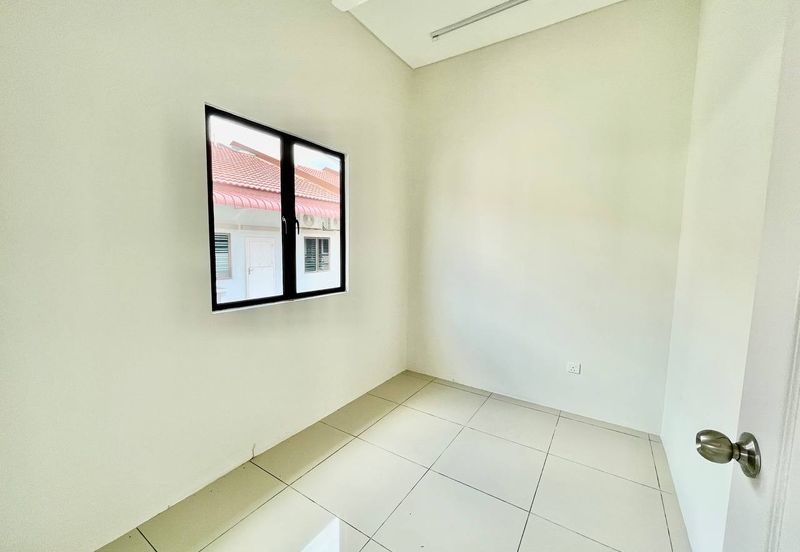 TAMAN BAYU INDERA, LUKUT