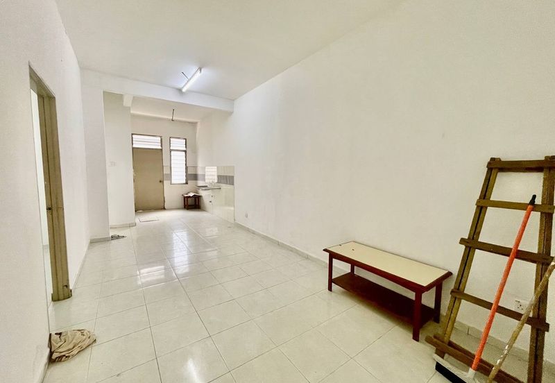 ~ BUMI LOT~TERES SATU TINGKAT TAMAN MUTIARA RANTAU UNTUK DIJUAL