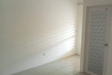 ~ LOT BUMI- UNIT CANTIK SINGLE STOREY TAMAN BAYU INDERA LUKUT PORT DICKSON 