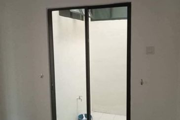 ~ LOT BUMI- UNIT CANTIK SINGLE STOREY TAMAN BAYU INDERA LUKUT PORT DICKSON 