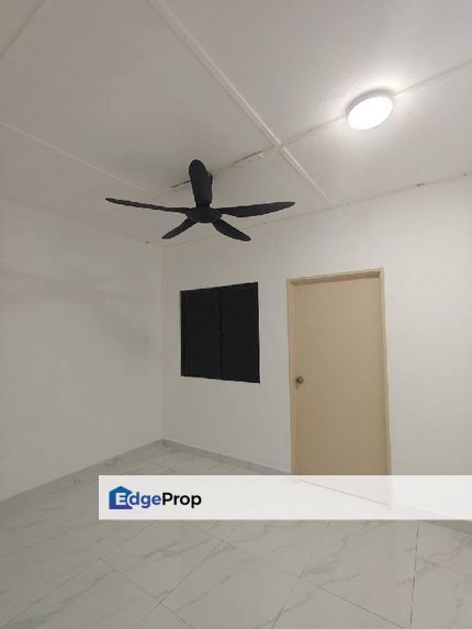 2 Storey Terrace Taman Tuanku Ampuan Najihah, Senawang, Negeri Sembilan, Seremban