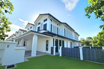 Tenderfields @ Eco Majestic