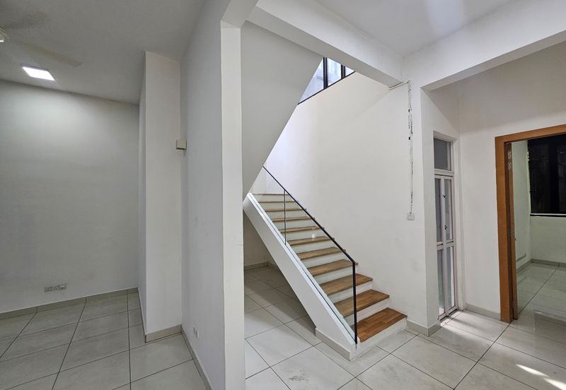 [4 Storey][Below Market] Empire Residence