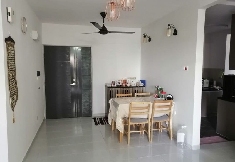 Residensi Laguna Biru 2