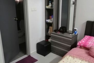 Residensi Laguna Biru 2