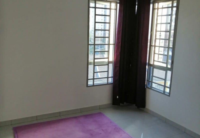 Residensi Laguna Biru 2