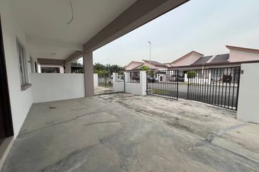 Brand New ‼️ Under Warranty ‼️