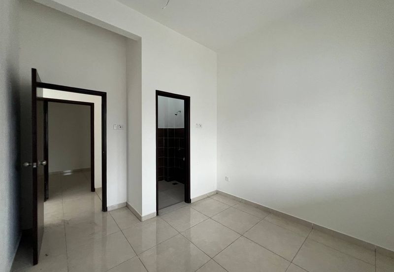 Brand New ‼️ Under Warranty ‼️