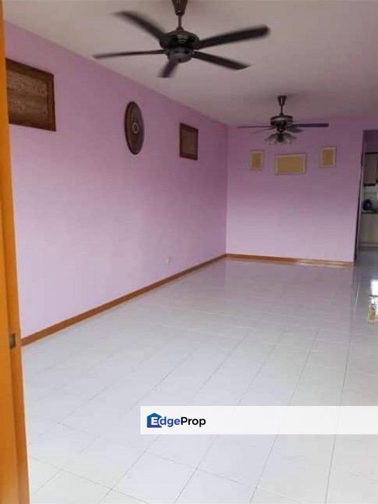 Well Maintained Ixora Apartment @ Seremban 2, Negeri Sembilan, Seremban