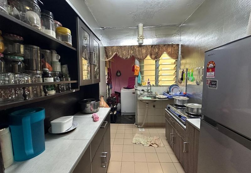 Apartment Cempakapuri