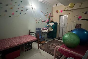  2 Storey Terrace House @ Shah Alam 