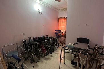  2 Storey Terrace House @ Shah Alam 