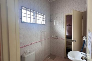  2 Storey Terrace House @ Shah Alam 