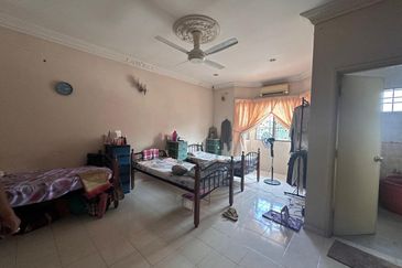  2 Storey Terrace House @ Shah Alam 