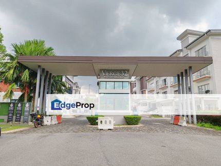 Renovated 3-Storey 🏠 with partially furnished ‼️, Selangor, Taman Melawati