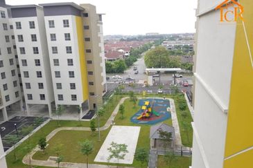 Trifolia 1 Apartment