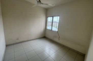 Pangsapuri Akasia, Bandar Botanic