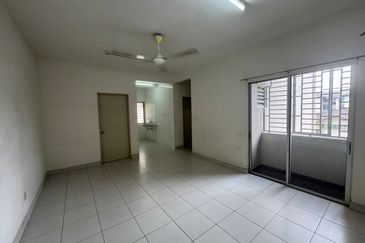 Pangsapuri Akasia, Bandar Botanic