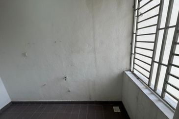 Pangsapuri Akasia, Bandar Botanic