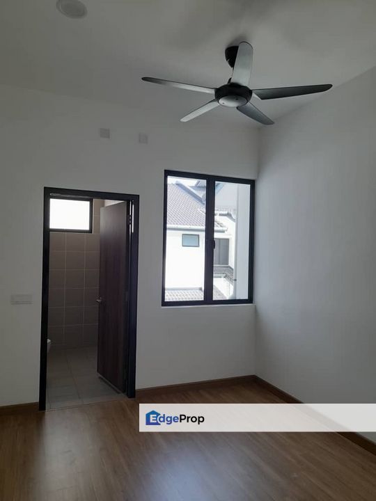 For Sale Lumira Bandar Bukit Raja Klang  Double Storey House Basic, Selangor, Klang