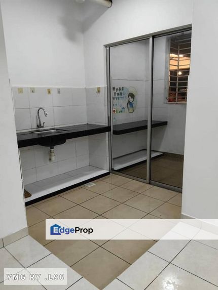 For Rent Trifolis Apartment Bukit Tinggi Klang, Partially furnished, Selangor, Klang