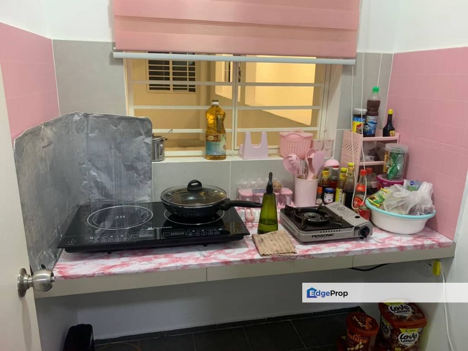 For Sale Karisma Apartment @ Eco Majestic, Semenyih Condominium, Sell with tenancy, Selangor, Semenyih