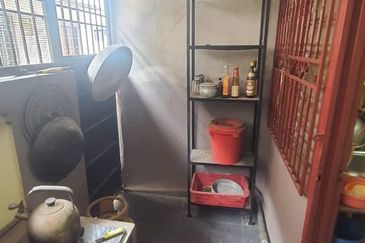 Lorong Selat Selatan 30