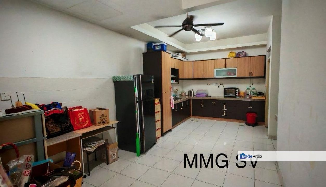 For Sale Taman Aman Perdana, Klang Double storey Semi D Partially furnished, Selangor, Klang