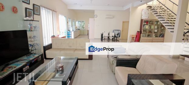 For Sale Kemuning Residence, Shah Alam Kota Kemuning Bungalow Renovated Fully furnished, Selangor, Shah Alam