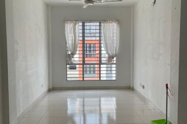 Orchis Apartment, Bandar Parklands