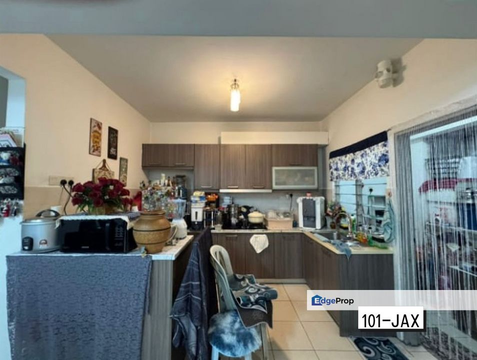 For Sale Pelangi Heights Condominium Phase 2, Klang, Renovated , Selangor, Klang