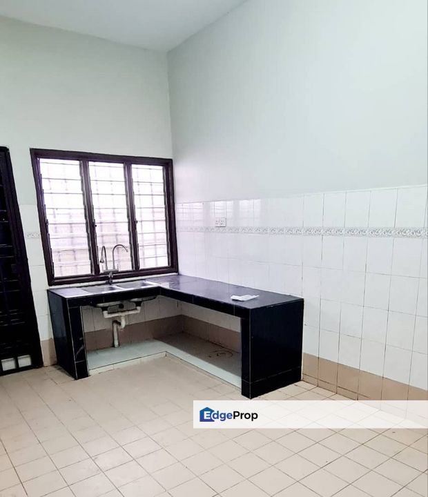 For Sale Lorong Pending ,Bandar Puteri Klang Double Storey Renovated & Extended Facing No house, Selangor, Klang