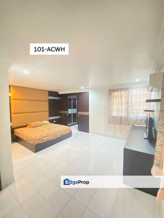 For Sale Taman Klang Utama, Klang Double Storey Corner Renovated Partially furnished, Selangor, Klang