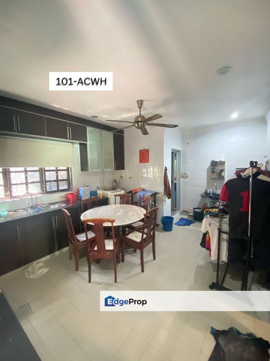 For Sale Taman Klang Utama, Klang Double Storey Corner Renovated Partially furnished, Selangor, Klang