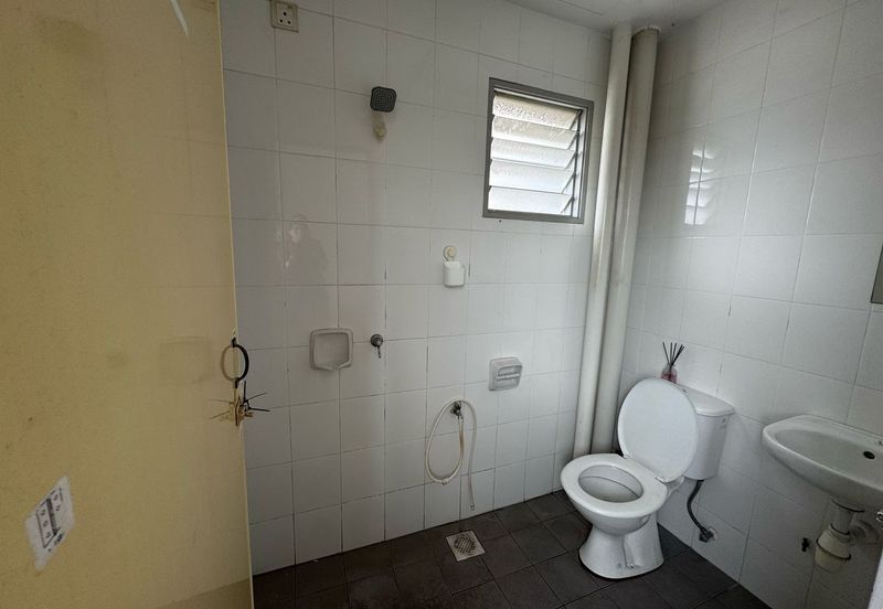 Pangsapuri Akasia, Bandar Botanic