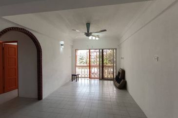 Cheras Perdana Apartment Block D, E