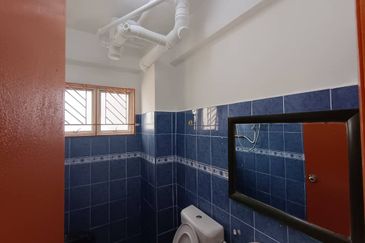 Cheras Perdana Apartment Block D, E