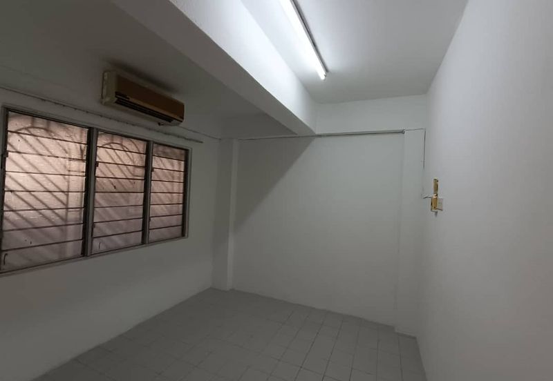 Cheras Perdana Apartment Block D, E